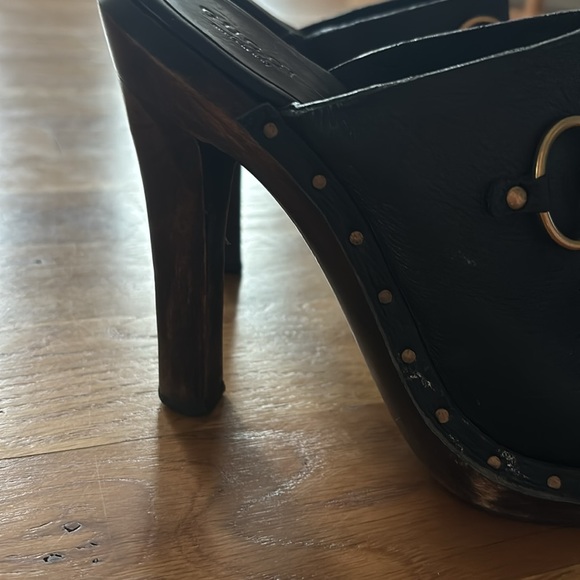 Gucci Black leather clogs - Picture 4 of 10